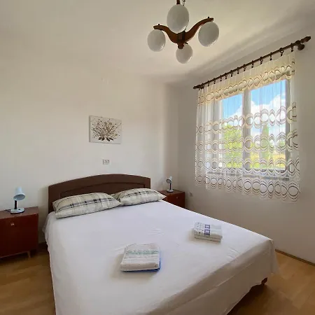 Adults Only Biserka Close To Town Centre Apartment *