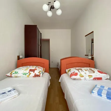 Adults Only Biserka Close To Town Centre Apartment *