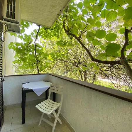 Adults Only Biserka Close To Town Centre Apartment Krk Town
